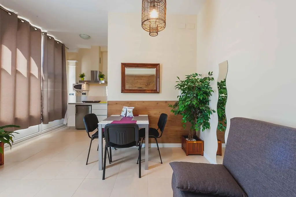 Homey Apartamentos Guipuzkoa Zarautz 0*,  İspanya